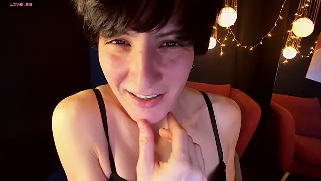 LorenDaze online show from 15, 1, 2025