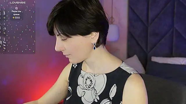 LorenDaze online show from 1, 4, 2026