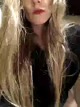 eatmeplease44 online show from 28, 2, 2025