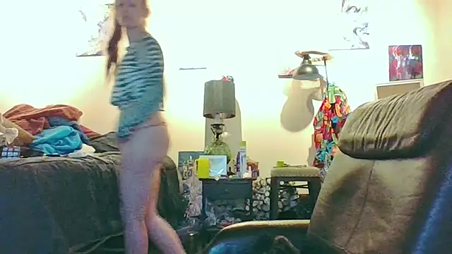 eatmeplease44 online show from 1, 12, 2025