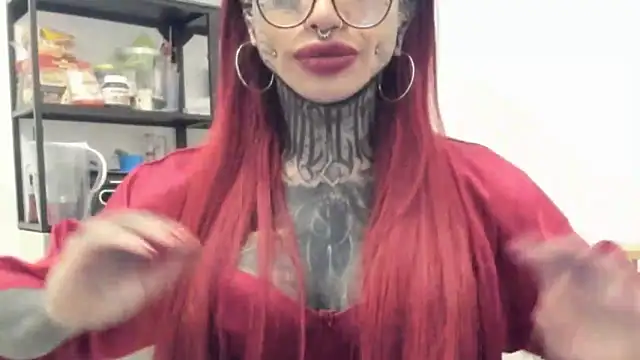 tamarapervert online show from 21, 12, 2025