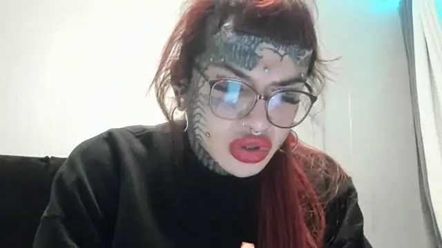 tamarapervert online show from 4, 12, 2025