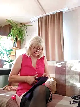 IrmaRose online show from 17, 12, 2025