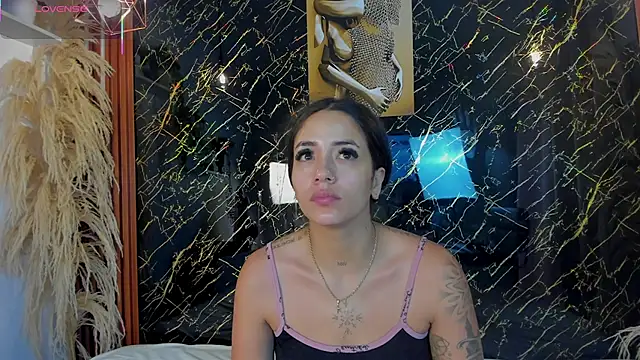 Snapshot of Tamara-evans chatting on 12, 2, 2026 Tamara-evans online show from 12, 2, 2026