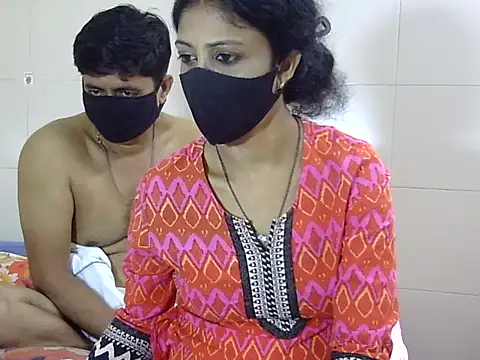 Indian Horny Wife online show from 5, 10, 2025