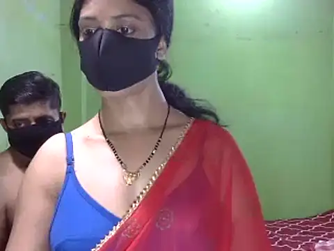 Snapshot of Indian_Horny_Wife chatting on 19, 7, 2026 Indian Horny Wife online show from 19, 7, 2026