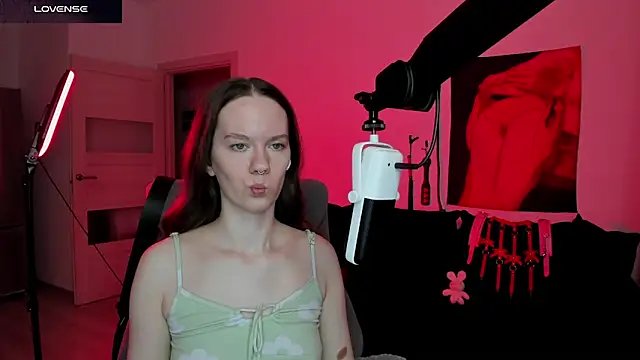 DivineBite online show from 13, 3, 2026