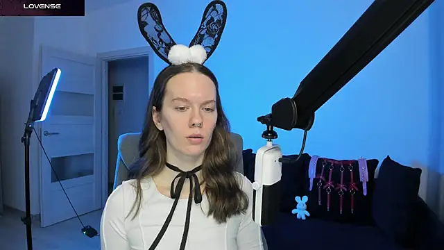 DivineBite online show from 25, 2, 2026