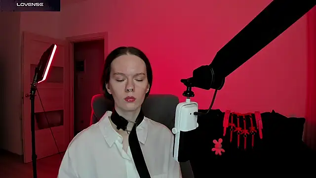 DivineBite online show from 10, 3, 2026