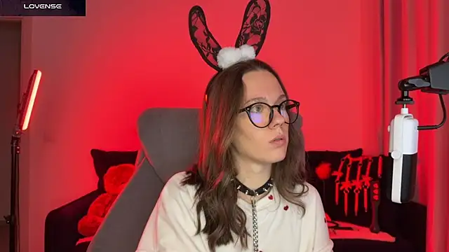 DivineBite online show from 15, 12, 2025