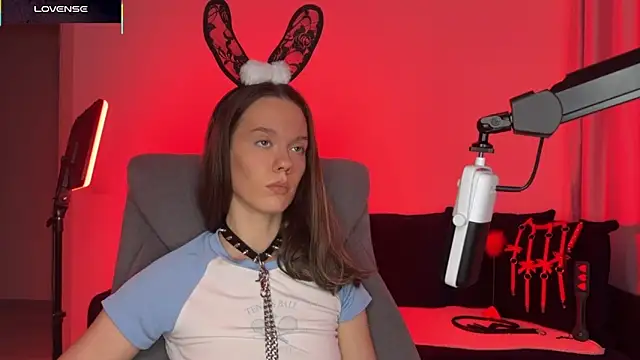 DivineBite online show from 13, 11, 2025