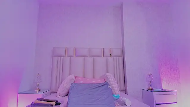  carolina fox online show from 13, 3, 2026