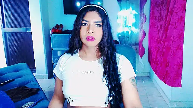 violet bigcock774 online show from 15, 4, 2026