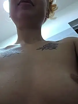 Pinkie Princes online show from 17, 12, 2025