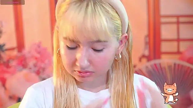 Snapshot of Pinkie_Princes chatting on 1, 12, 2025 Pinkie Princes online show from 1, 12, 2025