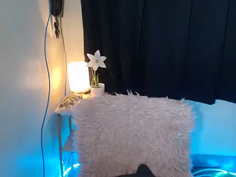 sweetyula online show from 18, 12, 2025