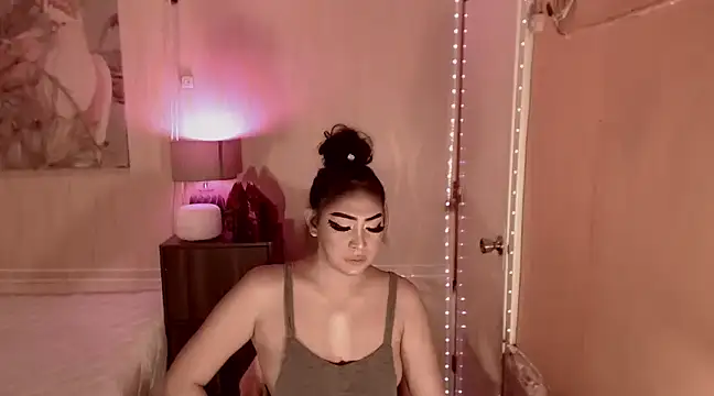 Biancafoxie online show from 1, 2, 2025