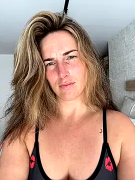 Thescorpionfr online show from 3, 12, 2025