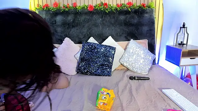 Snapshot of Karlagonzales_ chatting on 25, 2, 2025 Karlagonzales online show from 25, 2, 2025