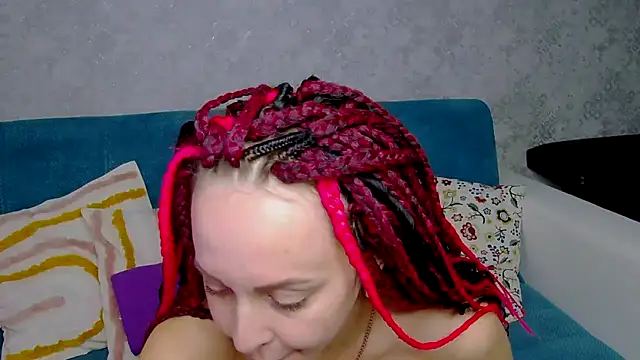 Brilliant Doll online show from 23, 3, 2026