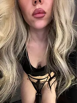 xDinnax online show from 15, 4, 2026