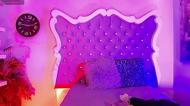 LeyXandrabraz online show from 11, 4, 2026