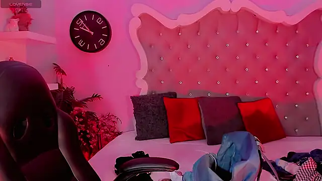 LeyXandrabraz online show from 7, 11, 2025