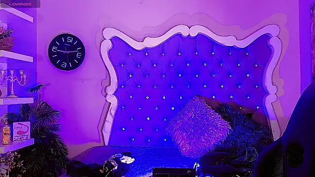 LeyXandrabraz online show from 12, 4, 2026