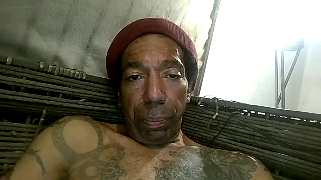 Snapshot of 247Srokin chatting on 21, 11, 2025 247Srokin online show from 21, 11, 2025