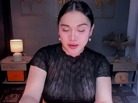 MaxeneCullens online show from 29, 10, 2025