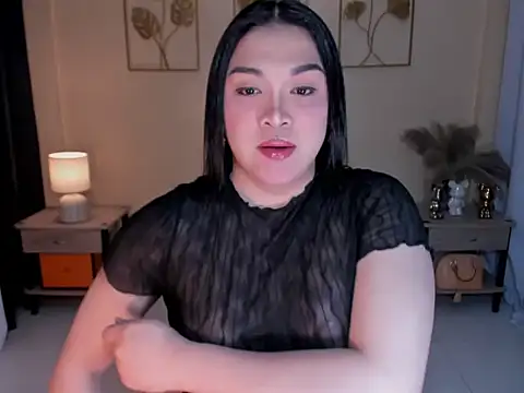 MaxeneCullens online show from 22, 12, 2025