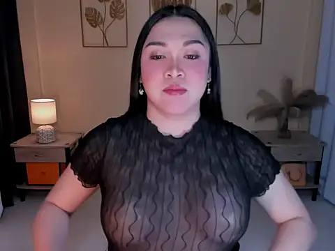 MaxeneCullens online show from 16, 12, 2025