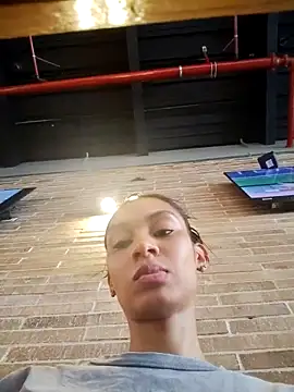 Leaberry online show from 27, 2, 2026