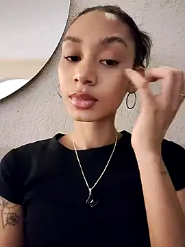 Leaberry online show from 23, 2, 2026