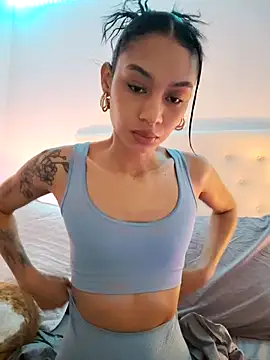 Leaberry online show from 5, 3, 2026