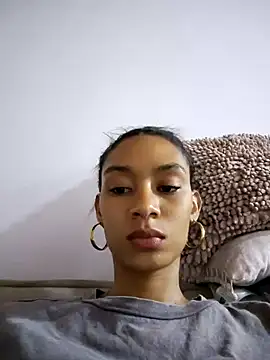 Leaberry online show from 10, 11, 2025