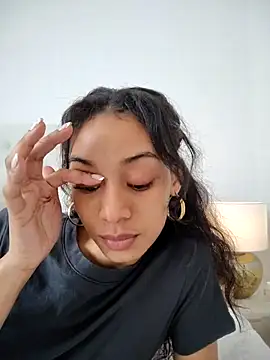 Leaberry online show from 24, 10, 2025