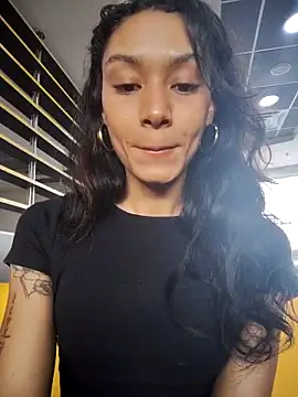 Leaberry online show from 16, 12, 2025