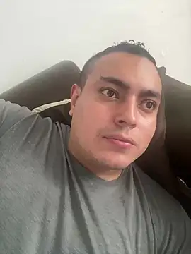 Snapshot of dereeck23 chatting on 17, 12, 2024 dereeck23 online show from 17, 12, 2024
