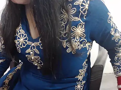 Snapshot of HOT_CHILLY chatting on 23, 4, 2026 HOT CHILLY online show from 23, 4, 2026