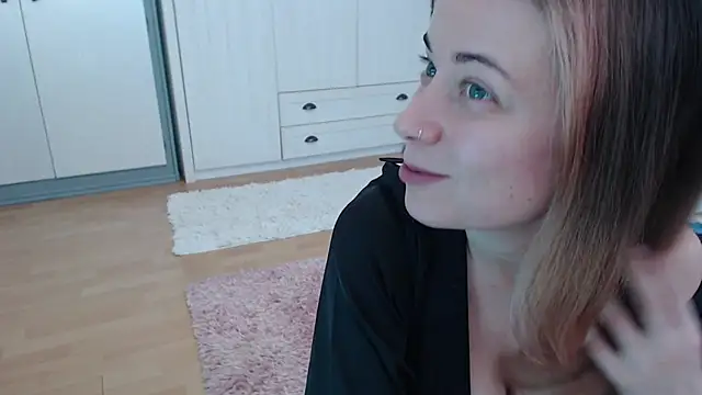 Snapshot of lara_vanilla chatting on 20, 2, 2025 lara vanilla online show from 20, 2, 2025