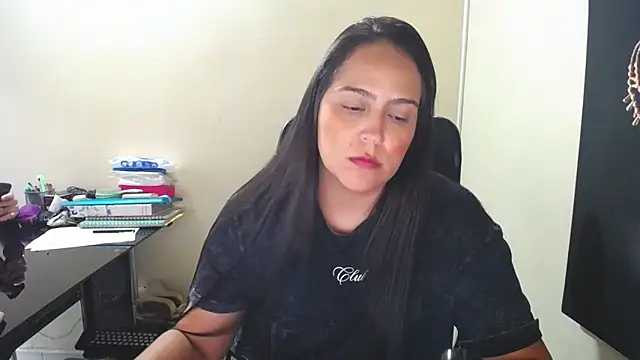 kendall 52 online show from 10, 10, 2025