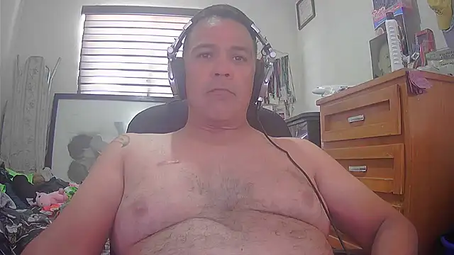 Snapshot of pmartemo chatting on 19, 12, 2025 pmartemo online show from 19, 12, 2025