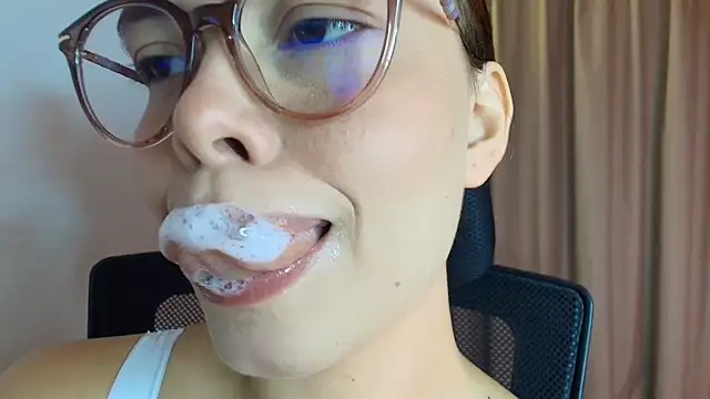 lisbet21x online show from 6, 3, 2026