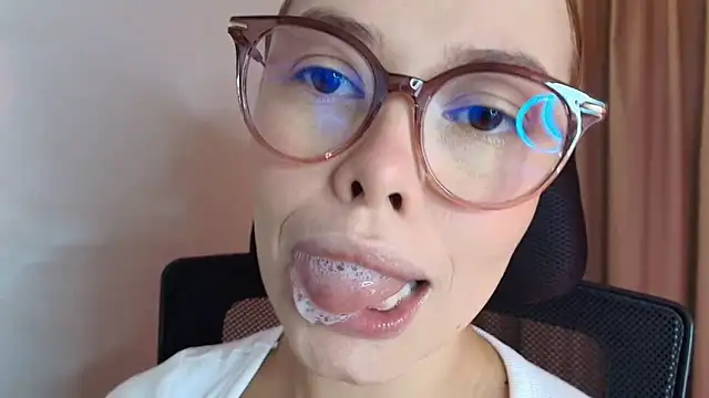 lisbet21x online show from 12, 3, 2026