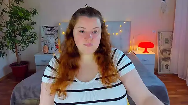 PolinaSalvatore online show from 4, 4, 2026