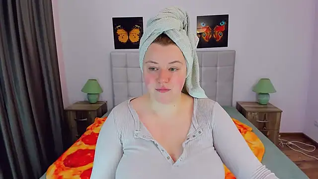 PolinaSalvatore online show from 17, 1, 2025