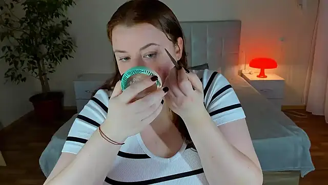 PolinaSalvatore online show from 17, 12, 2025