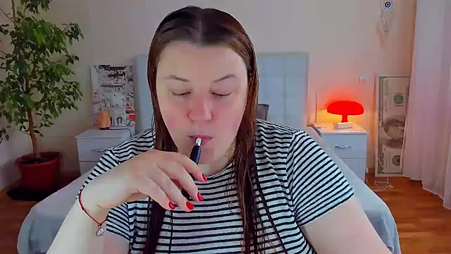 PolinaSalvatore online show from 12, 4, 2026