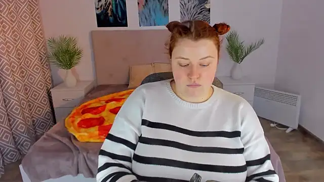 PolinaSalvatore online show from 30, 1, 2025